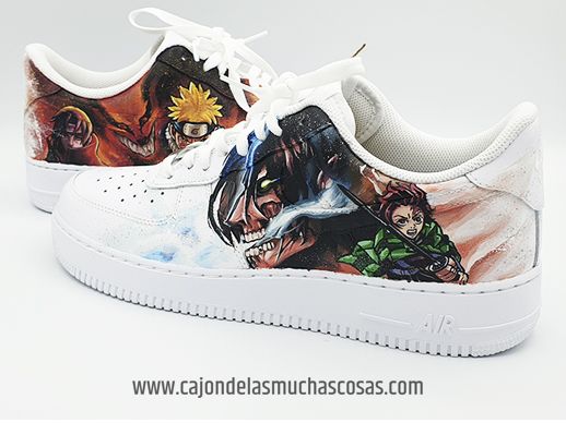 Zapatillas pintadas a mano inspiradas Naruto y Ataque a los Titanes